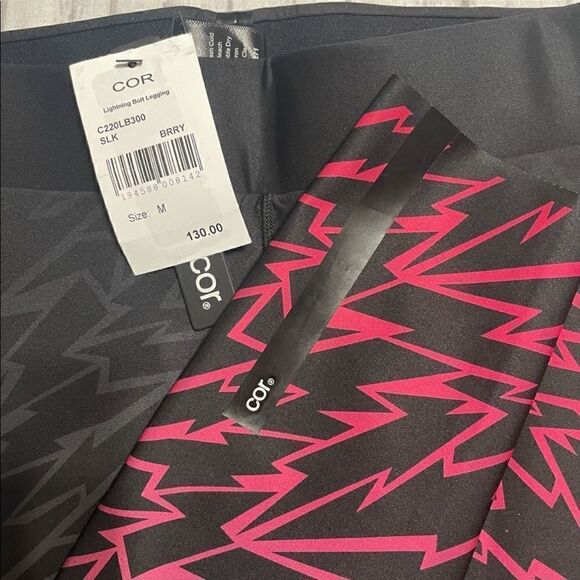 Nwt Ultracor Lightning Bolt Leggings Size Small In Berry - Picture 12 of 13